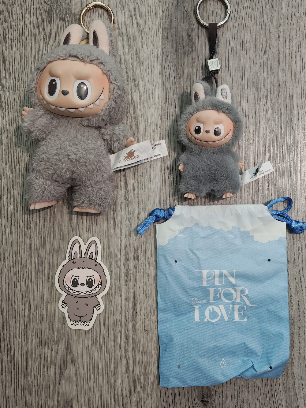 POP MART Labubu Sesame Bean + Pin for Love W Plush Bundle